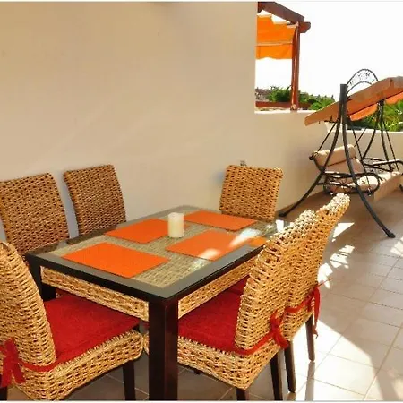 Townhouse In Mar Pm/182 *